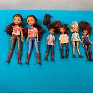 Dreamworld Riding Free Dolls lot of 6